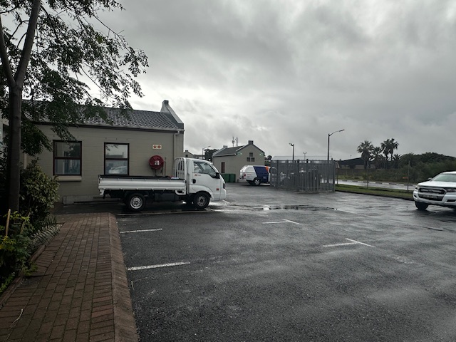 To Let Commercial Property for Rent in Ottery Western Cape